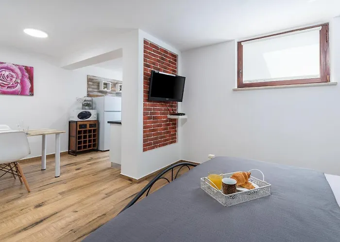 Apartamento Ariana *