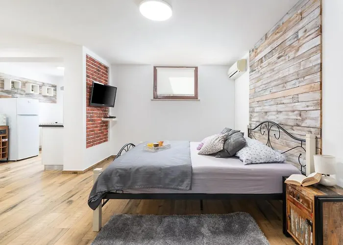 Ariana Apartamento *