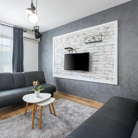 Ariana Apartment